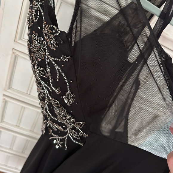 Gianni Bini Beaded Cocktail | formal | Prom Dress Size 1 - Picture 5 of 5